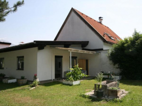 Apartment Diwani home stay Innsbruck by Interhome